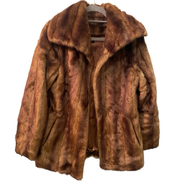 REVOLVE Jackets & Blazers - Revolve x Aqua Faux Fur Chunky Mob Wife Collared Jacket Medium Tan Brown
